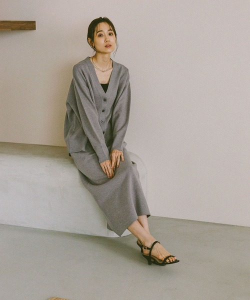 GLOBAL WORK（グローバルワーク）の「スウェットライクVネックカーディガン/571348（カーディガン/ボレロ・レディース・フューシャピンク/グリーン系その他6/グレー/ブラック/アイボリー・MEDIUM/LARGE）」の8枚目の写真