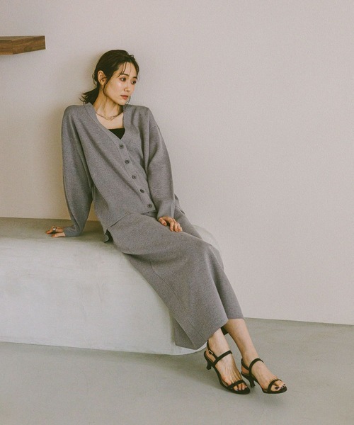 GLOBAL WORK（グローバルワーク）の「スウェットライクVネックカーディガン/571348（カーディガン/ボレロ・レディース・フューシャピンク/グリーン系その他6/グレー/ブラック/アイボリー・MEDIUM/LARGE）」の9枚目の写真