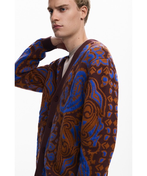 Desigual(デシグアル)の「ペイズリージャカードカーディガン(ニット/セーター・メンズ・ブラウン・S/M/L/XL)」の3枚目の写真