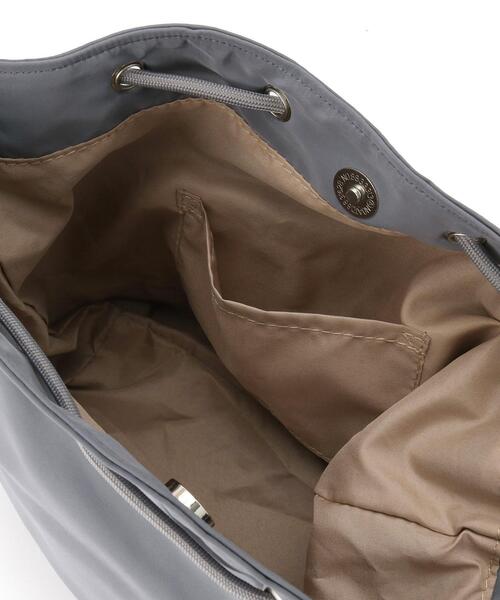 SHOO・LA・RUE(シューラルー)の「【撥水】2WAY巾着ショルダーバッグ(ショルダーバッグ・レディース・ダークグレー/ブラウン系/ブラック・00)」の21枚目の写真