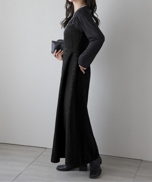 AMELY（エミリー）の「フロントジップデニムワンピース（ジャンパースカート・レディース・ブラック/ブルー・M/L）」の6枚目の写真