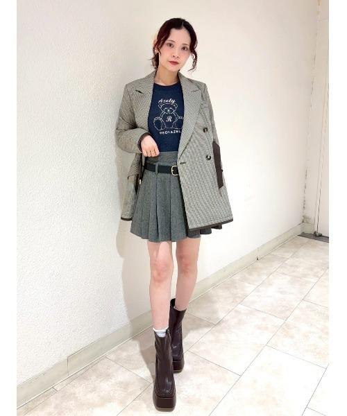 REDYAZEL(レディアゼル)の「スクエアショートブーツ(ブーツ・レディース・ブラック/オフホワイト/ダークブラウン・MEDIUM/LARGE)」の17枚目の写真