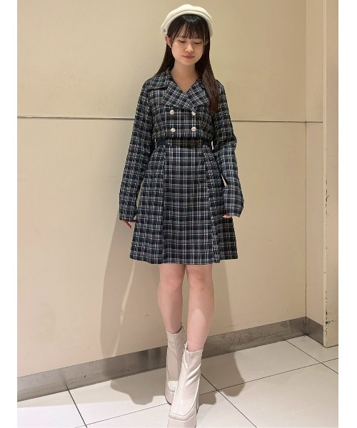 REDYAZEL(レディアゼル)の「スクエアショートブーツ(ブーツ・レディース・ブラック/オフホワイト/ダークブラウン・MEDIUM/LARGE)」の20枚目の写真