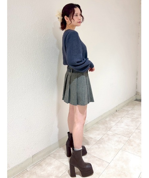 REDYAZEL(レディアゼル)の「スクエアショートブーツ(ブーツ・レディース・ブラック/オフホワイト/ダークブラウン・MEDIUM/LARGE)」の15枚目の写真