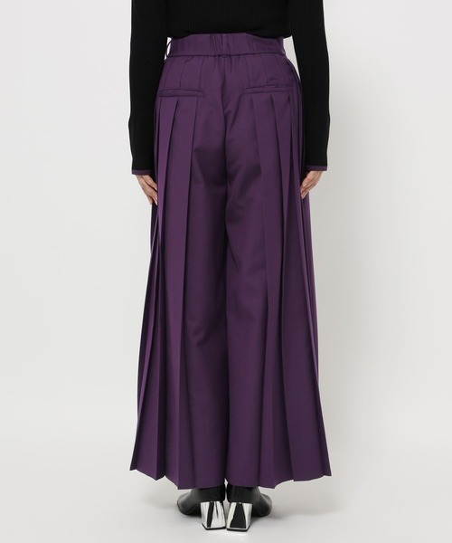 池様　新品　HARE ワイドプリーツパンツ　袴風 HARE（ハレ）の「ワイドプリーツパンツ(HARE)（スラックス）」 - WEAR