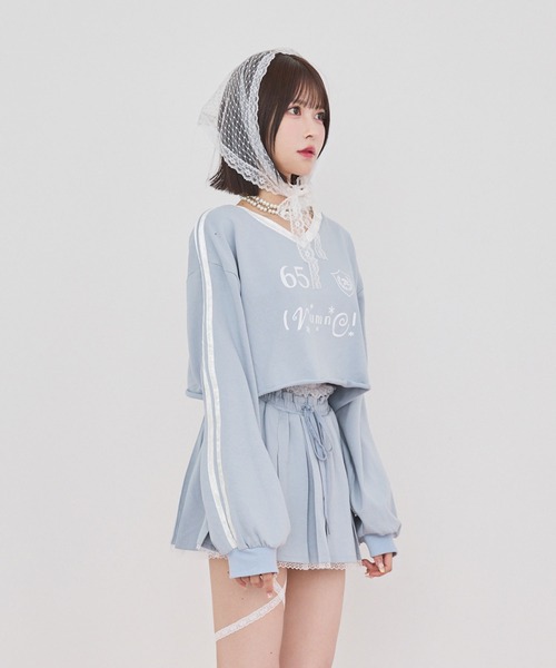 rumnel:(ルムネル)の「【セットアップ可能】ベロアコンビVネックスウェット / velour combo v-neck sweatshirt(スウェット・レディース・グレー/ライトブルー・FREE)」の13枚目の写真