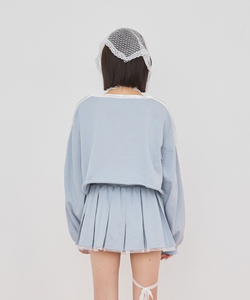rumnel:(ルムネル)の「【セットアップ可能】ベロアコンビVネックスウェット / velour combo v-neck sweatshirt(スウェット・レディース・グレー/ライトブルー・FREE)」の15枚目の写真