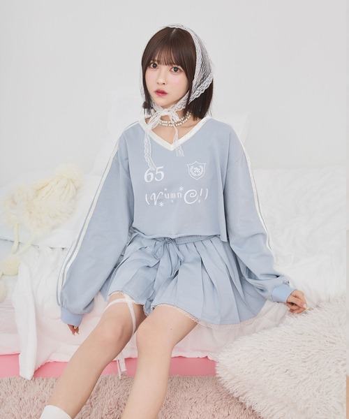 rumnel:(ルムネル)の「【セットアップ可能】ベロアコンビVネックスウェット / velour combo v-neck sweatshirt(スウェット・レディース・グレー/ライトブルー・FREE)」の16枚目の写真