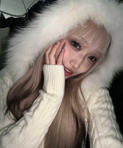 A'GEM/9 × .kom 『.KOM/ドットケーオーエム』 Faux Fur Hooded Cropped