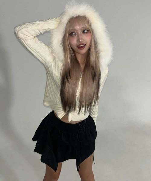 A'GEM/9 × .kom 『.KOM/ドットケーオーエム』 Faux Fur Hooded Cropped