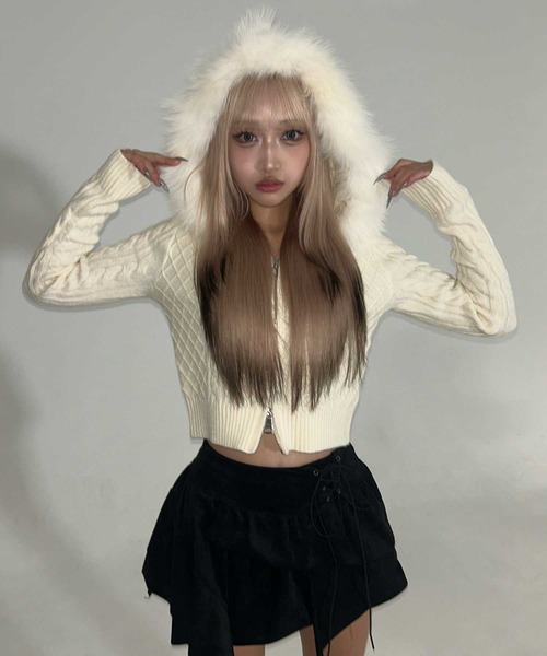 A'GEM/9 × .kom 『.KOM/ドットケーオーエム』 Faux Fur Hooded Cropped