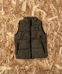 Outfitter lab（アウトフィッターラボ）の「スタンドカラー　フェイクダウン　ベスト（ダウンベスト）」