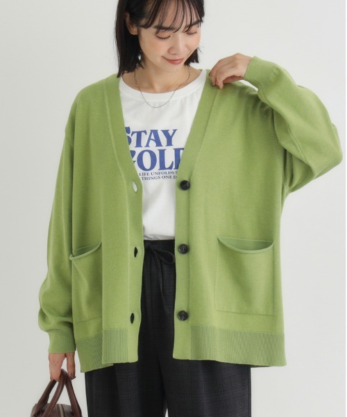 Right-on（ライトオン）の「【HONEYSUCKLE ROSE】Ｖネックニットカーディガン（シンプル /上品/リラックスシルエット/軽やか/通気性抜群）（カーディガン/ボレロ・レディース・ライトベージュ/ブラック/ブラウン/グリーン・M/L/S）」の19枚目の写真