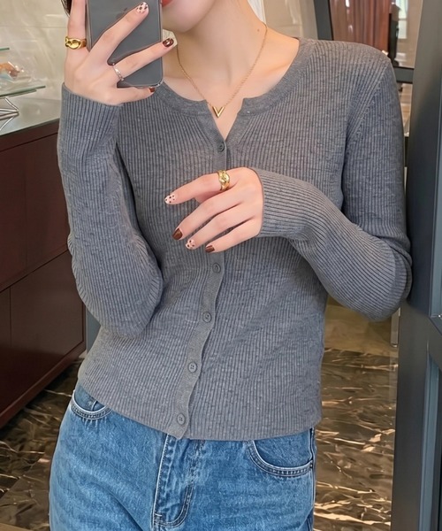 cammie(キャミー)の「ヘンリーネックリブニットカーディガン(カーディガン/ボレロ・レディース・ブラック/グレー/ベージュ・F)」の3枚目の写真