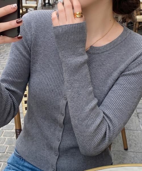 cammie(キャミー)の「ヘンリーネックリブニットカーディガン(カーディガン/ボレロ・レディース・ブラック/グレー/ベージュ・F)」の7枚目の写真
