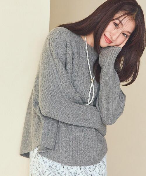 INDIVI（インディヴィ）の「【洗える】ケーブルデザイン ラウンドヘムニット（ニット/セーター・レディース・オフホワイト/グレー系4/ブラウン系その他5/ネイビー・38/15 /13/05）」の3枚目の写真