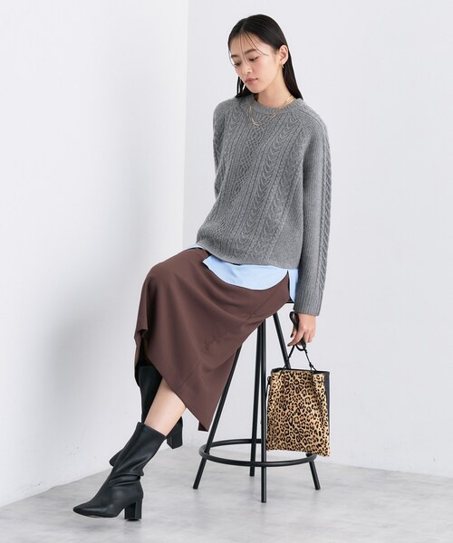 INDIVI（インディヴィ）の「【洗える】ケーブルデザイン ラウンドヘムニット（ニット/セーター・レディース・オフホワイト/グレー系4/ブラウン系その他5/ネイビー・38/15 /13/05）」の16枚目の写真