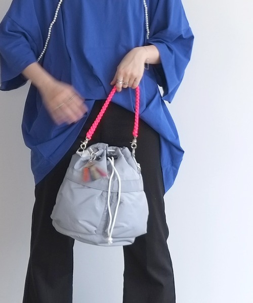 Cheek（チーク）の「kinchaku code 2way（トートバッグ・レディース・パープル/ベージュ/グリーン/カーキ/ホワイト/ピンク/イエロー/オレンジ/ブラック/グレー・FREE）」の4枚目の写真