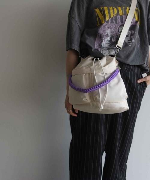 Cheek（チーク）の「kinchaku code 2way（トートバッグ・レディース・パープル/ベージュ/グリーン/カーキ/ホワイト/ピンク/イエロー/オレンジ・FREE）」の2枚目の写真