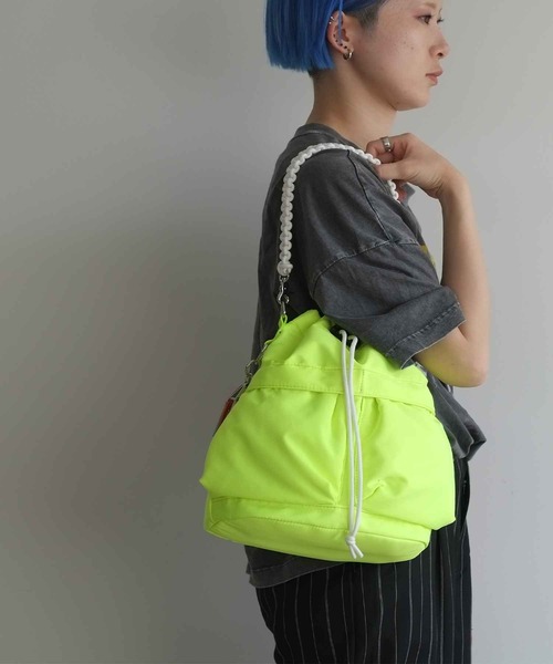 Cheek（チーク）の「kinchaku code 2way（トートバッグ・レディース・パープル/ベージュ/グリーン/カーキ/ホワイト/ピンク/イエロー/オレンジ・FREE）」の6枚目の写真