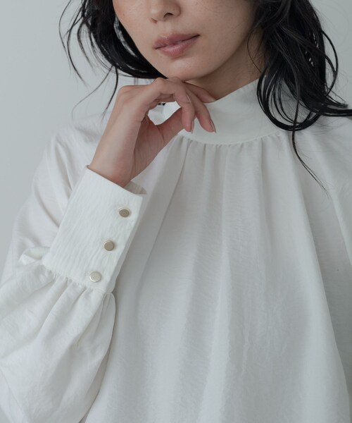 GALLEST（ギャレスト）の「ヴィンテージワッシャーハイネックブラウス（シャツ/ブラウス・レディース・オフホワイト/ダークグレー・38）」の3枚目の写真