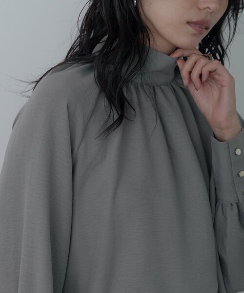GALLEST（ギャレスト）の「ヴィンテージワッシャーハイネックブラウス（シャツ/ブラウス・レディース・オフホワイト/ダークグレー・38）」の10枚目の写真