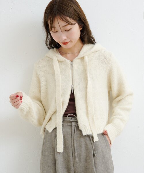 Kastane（カスタネ）の「【一部店舗限定】B ブークレニットパーカー（パーカー・レディース・アイボリー/グレー/ブラウン・FREE）」の5枚目の写真