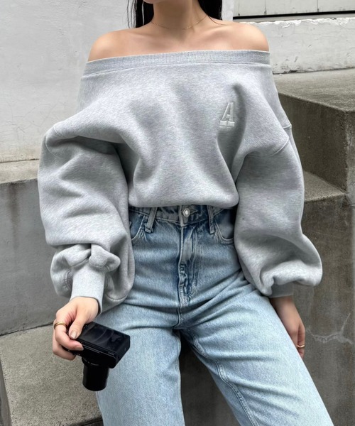 A logo off shoulder スウェット（スウェット）｜ACYM（アシーム）の