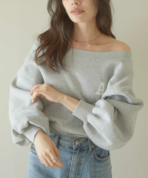 ACYM A logo off shoulder スウェット　グレー セール】A logo off shoulder スウェット（スウェット）｜ACYM