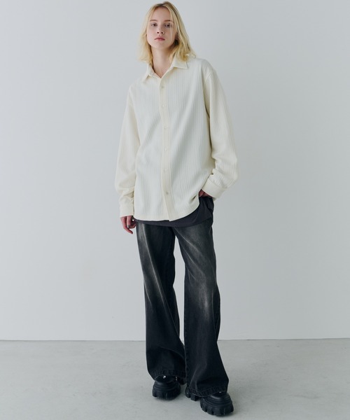 AFF AIVER（エイエフエフアイバー）の「AFF AIVER　ヘリンボーンニットカットルーズシャツ（シャツ/ブラウス・メンズ・ブラック/オフホワイト・SMALL/MEDIUM/LARGE）」の5枚目の写真