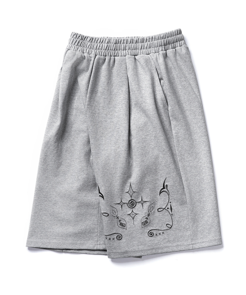 GAKKAI UNIONS(ガッカイユニオンズ)の「ホルス刺繍バミューダパンツグレー(その他パンツ・レディース・その他・MEDIUM/LARGE/X-LARGE/SMALL)」の4枚目の写真