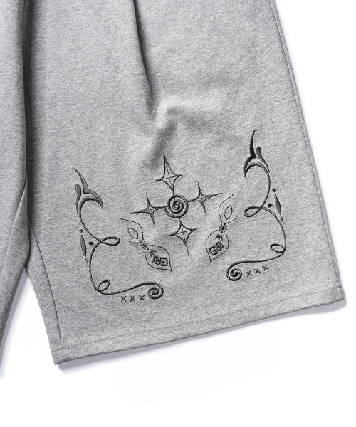 GAKKAI UNIONS(ガッカイユニオンズ)の「ホルス刺繍バミューダパンツグレー(その他パンツ・レディース・その他・MEDIUM/LARGE/X-LARGE/SMALL)」の5枚目の写真