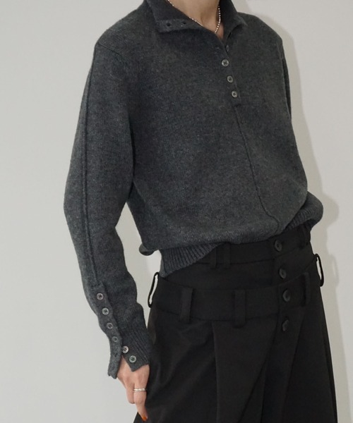 chuclla（チュクラ）の「ボタンラインハイネックニット chw25a141（ニット/セーター・レディース・アイボリー/ダークグレー・FREE）」の12枚目の写真