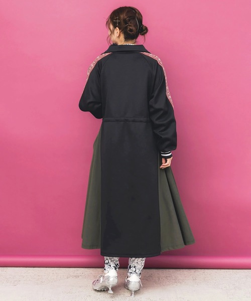 ScoLar（スカラー）の「ScoLar/スカラー　ニットテープ使い ジャージOP（ワンピース・レディース・グリーン/ブラック・FREE）」の11枚目の写真