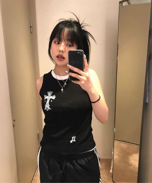 DAMISH(ダミシュ)の「ゴシッククロスタンクトップ_アイボリー(Tシャツ/カットソー・レディース・アイボリー・FREE)」の12枚目の写真
