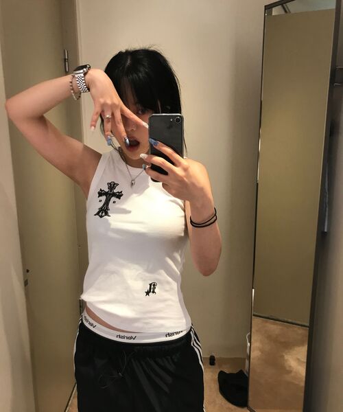 DAMISH(ダミシュ)の「ゴシッククロスタンクトップ_アイボリー(Tシャツ/カットソー・レディース・アイボリー・FREE)」の13枚目の写真