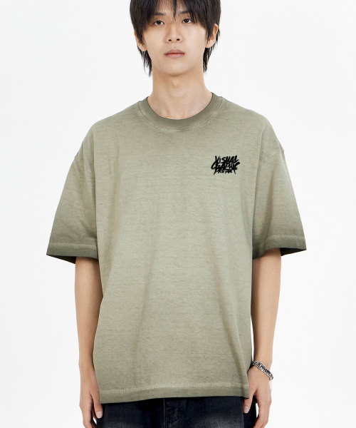 BY.L(バイエル)の「ペイントグラフィティロゴピグメント半袖Tシャツカーキ(Tシャツ/カットソー・メンズ・その他・MEDIUM/LARGE/X-LARGE/XX-LARGE)」の2枚目の写真