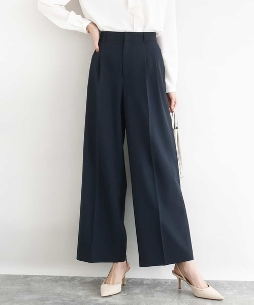 MK MICHEL KLEIN(エムケーミッシェルクラン)の「2タックストレートワイドパンツ/洗える(その他パンツ・レディース・ベージュ/ネイビー・38)」の2枚目の写真