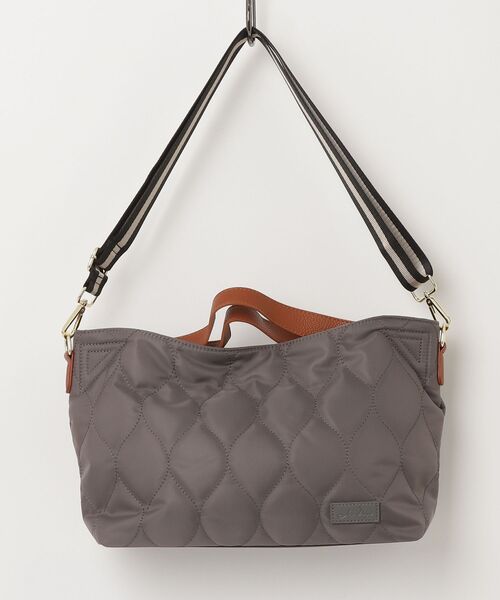 LIZDAYS(リズデイズ)の「"02"≪LIZDAYS≫7ポケット 2WAY キルティング ショルダーバッグ(ショルダーバッグ・レディース・ブラック/グレー系1/ブラック系2/ベージュ系1/ブラック系1・ONE SIZE)」の6枚目の写真