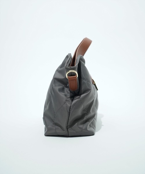 LIZDAYS(リズデイズ)の「"02"≪LIZDAYS≫7ポケット 2WAY キルティング ショルダーバッグ(ショルダーバッグ・レディース・ブラック/グレー系1/ブラック系2/ベージュ系1/ブラック系1・ONE SIZE)」の12枚目の写真