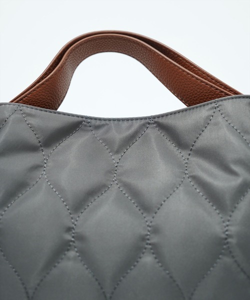 LIZDAYS(リズデイズ)の「"02"≪LIZDAYS≫7ポケット 2WAY キルティング ショルダーバッグ(ショルダーバッグ・レディース・ブラック/グレー系1/ブラック系2/ベージュ系1/ブラック系1・ONE SIZE)」の15枚目の写真