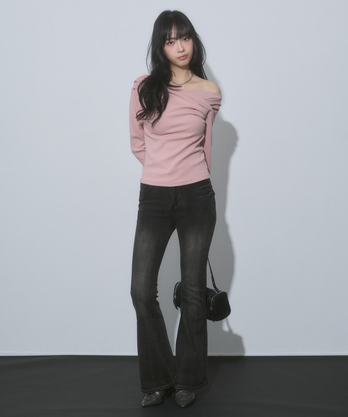 ENVYM(アンビー)の「タックオフショルトップス(Tシャツ/カットソー・レディース・ブルー/ピンク/ブラック・FREE)」の15枚目の写真