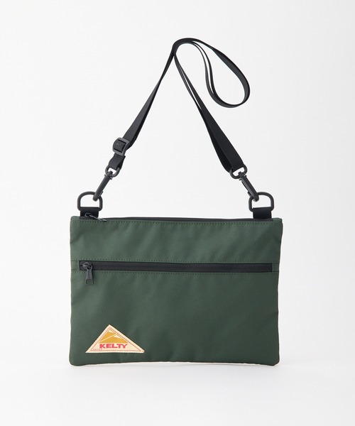 KELTY（ケルティ）の「GO OUT掲載モデル【KELTY】ES FLAT POUCH SM サコッシュ ショルダーポーチ 軽量（ショルダーバッグ・レディース・タン/レオパード/マスタード/ネイビー/ベージュ/ブラック系/セージグリーン/アニマル/スカイブルー/ブラック/ホワイト系/オリーブ/ブラウン系・ONE SIZE）」の7枚目の写真