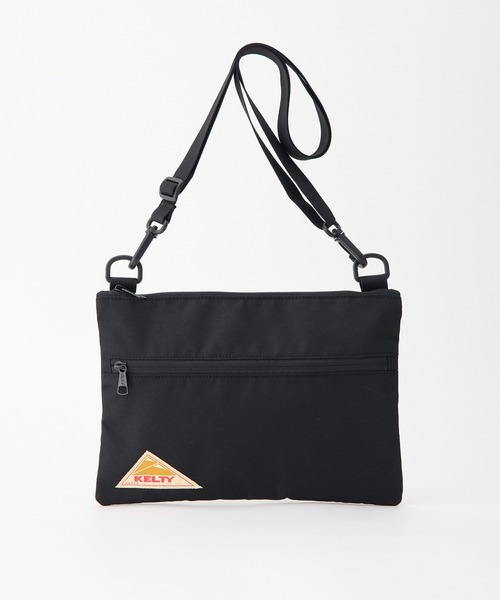 KELTY（ケルティ）の「GO OUT掲載モデル【KELTY】ES FLAT POUCH SM サコッシュ ショルダーポーチ 軽量（ショルダーバッグ・レディース・タン/レオパード/マスタード/ネイビー/ベージュ/ブラック系/セージグリーン/アニマル/スカイブルー/ブラック/ホワイト系/オリーブ/ブラウン系・ONE SIZE）」の2枚目の写真