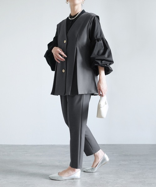 reca（レカ）の「Vネック金ボタンベスト×テーパードパンツ2点セット（スーツセット・レディース・グレー/ブラック/ネイビー・XL/L/M/S）」の15枚目の写真