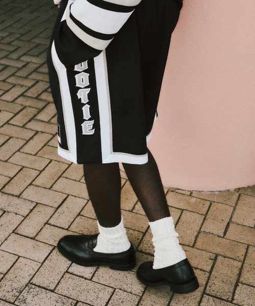 COOTIE PRODUCTIONS（クーティープロダクションズ）の「GAMEDAY SHORTS（その他パンツ・メンズ・ブラック・MEDIUM/LARGE/X-LARGE/XX-LARGE）」の2枚目の写真