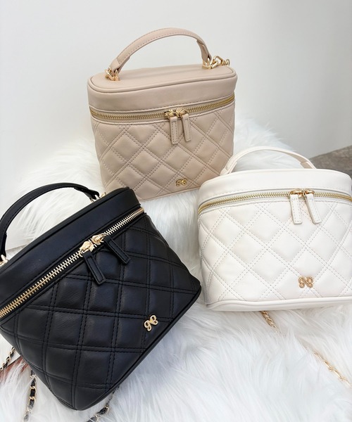 INGNI（イング）の「キルティングバニティショルダーバッグ（ショルダーバッグ・レディース・オフホワイト/ブラック/ベージュ・-）」の3枚目の写真