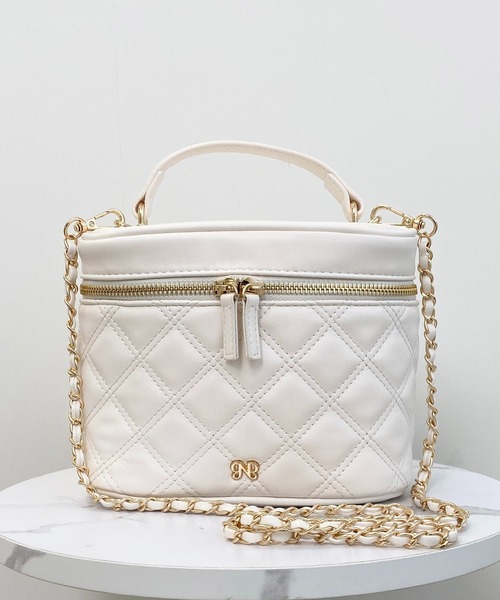 INGNI（イング）の「キルティングバニティショルダーバッグ（ショルダーバッグ・レディース・オフホワイト/ブラック/ベージュ・-）」の5枚目の写真