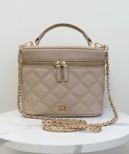 INGNI（イング）の「キルティングバニティショルダーバッグ（ショルダーバッグ・レディース・オフホワイト/ブラック/ベージュ・-）」の9枚目の写真
