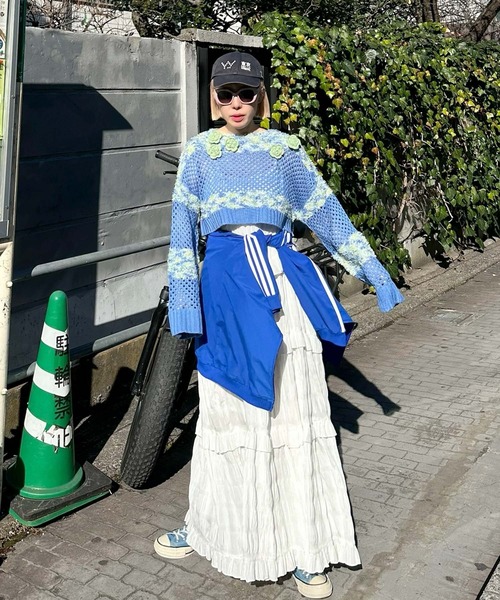 Alley Tokyo（アリートーキョー）の「フラワーモチーフメッシュカラフルニット（ニット/セーター・レディース・ピンク/ブルー/イエロー・FREE）」の6枚目の写真